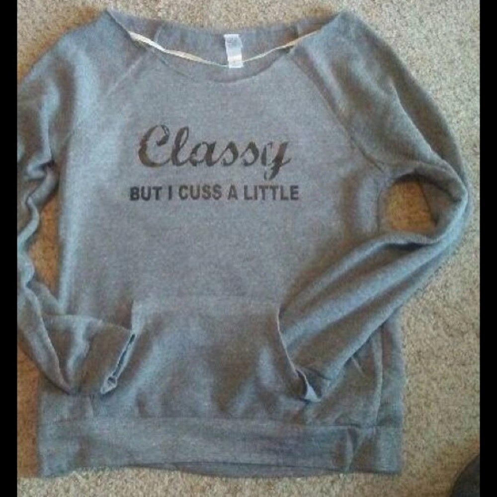Classy slouchy sweatshirt
