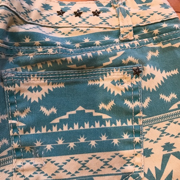 New Patterned Shorts - Picture 3 of 7