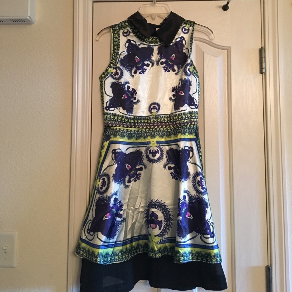 NWT- Silk zip up back collared fit & flare dress