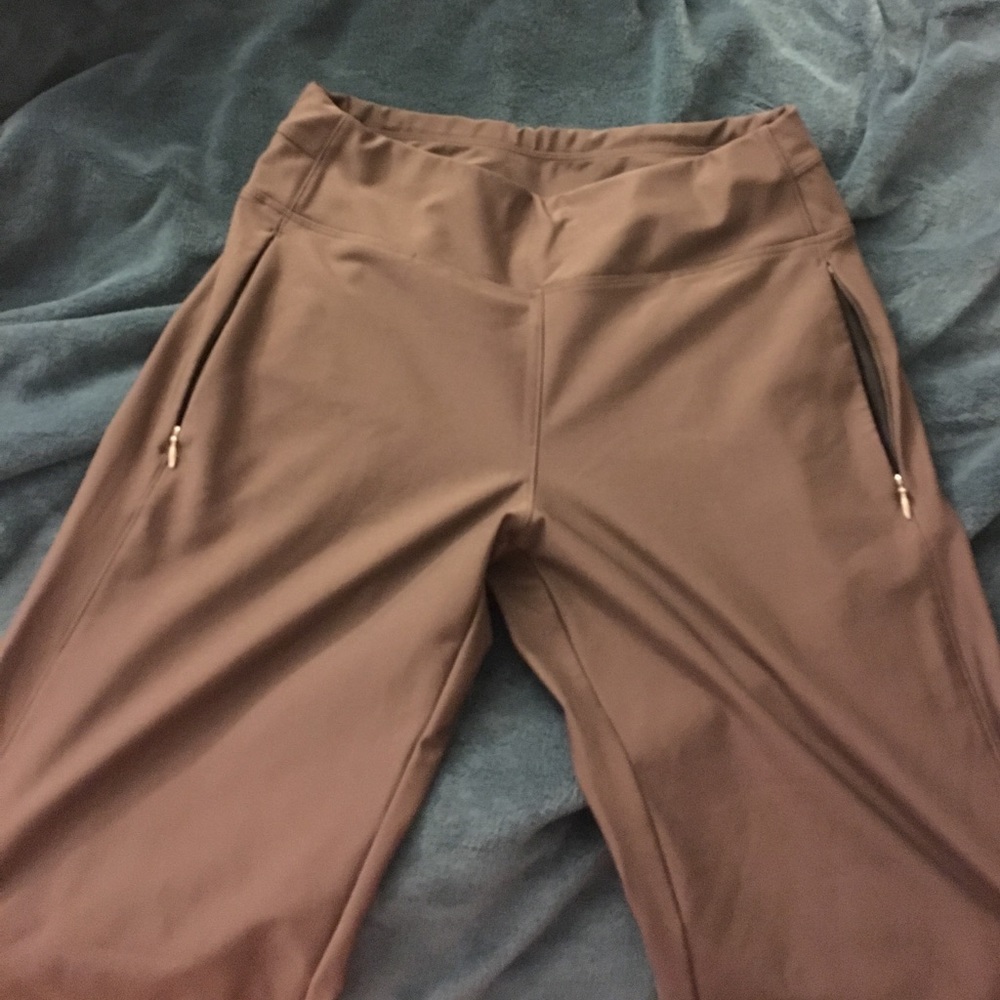 Lucy everyday collection brown pants