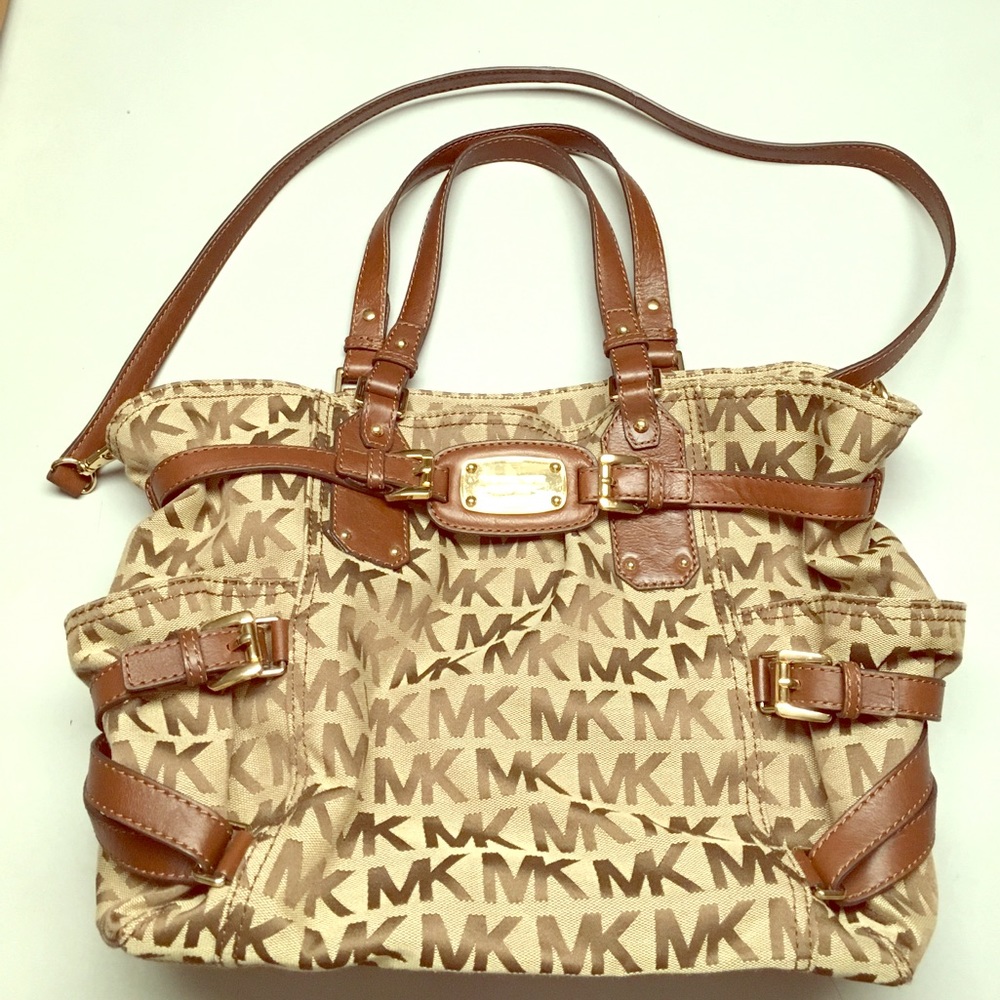 SALE! MICHAEL KORS LARGE TOTE