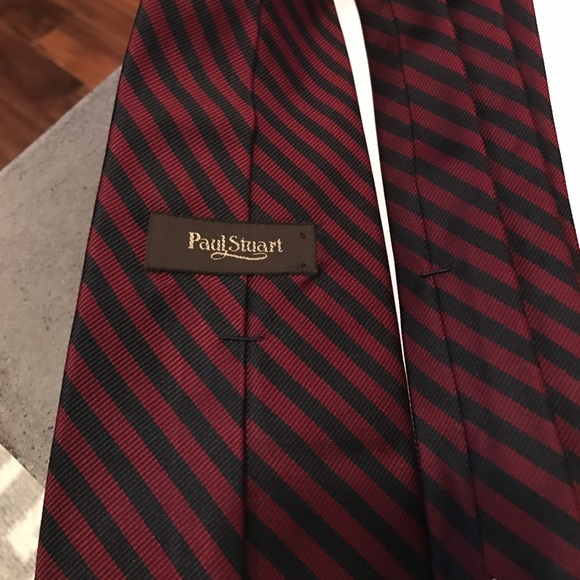 Paul Stuart Red & Navy Stripe Power Tie - Picture 2 of 3