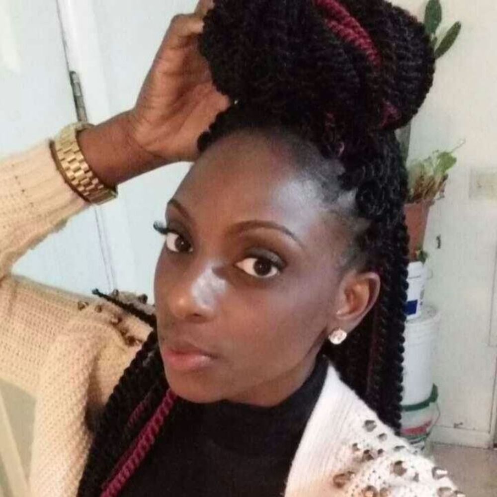 Meet your Posher, Antoinette