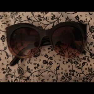 Steve Madden Cat Eye Sunglasses!