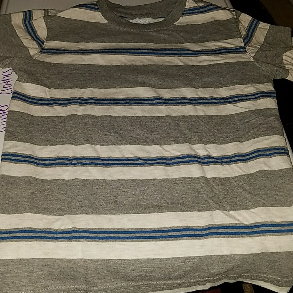 Boys t-shirt sz 7
