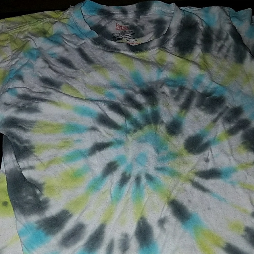 Boys tye dye t-shirt lrg
