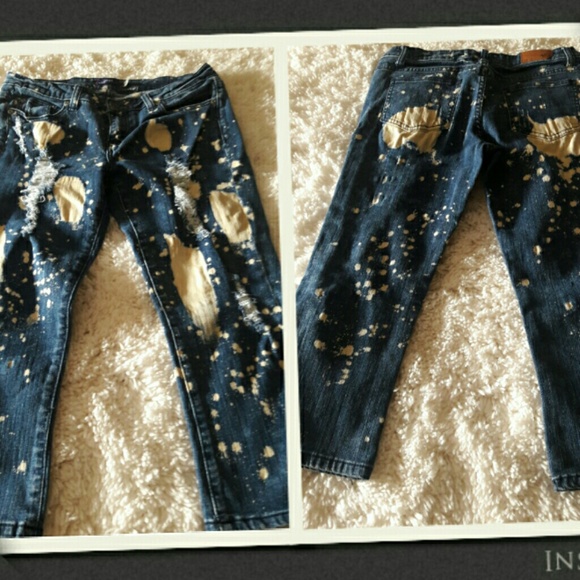 ☞HOST PICK☜ DISTRESSED ✔Capri jeans✔ - Picture 2 of 2
