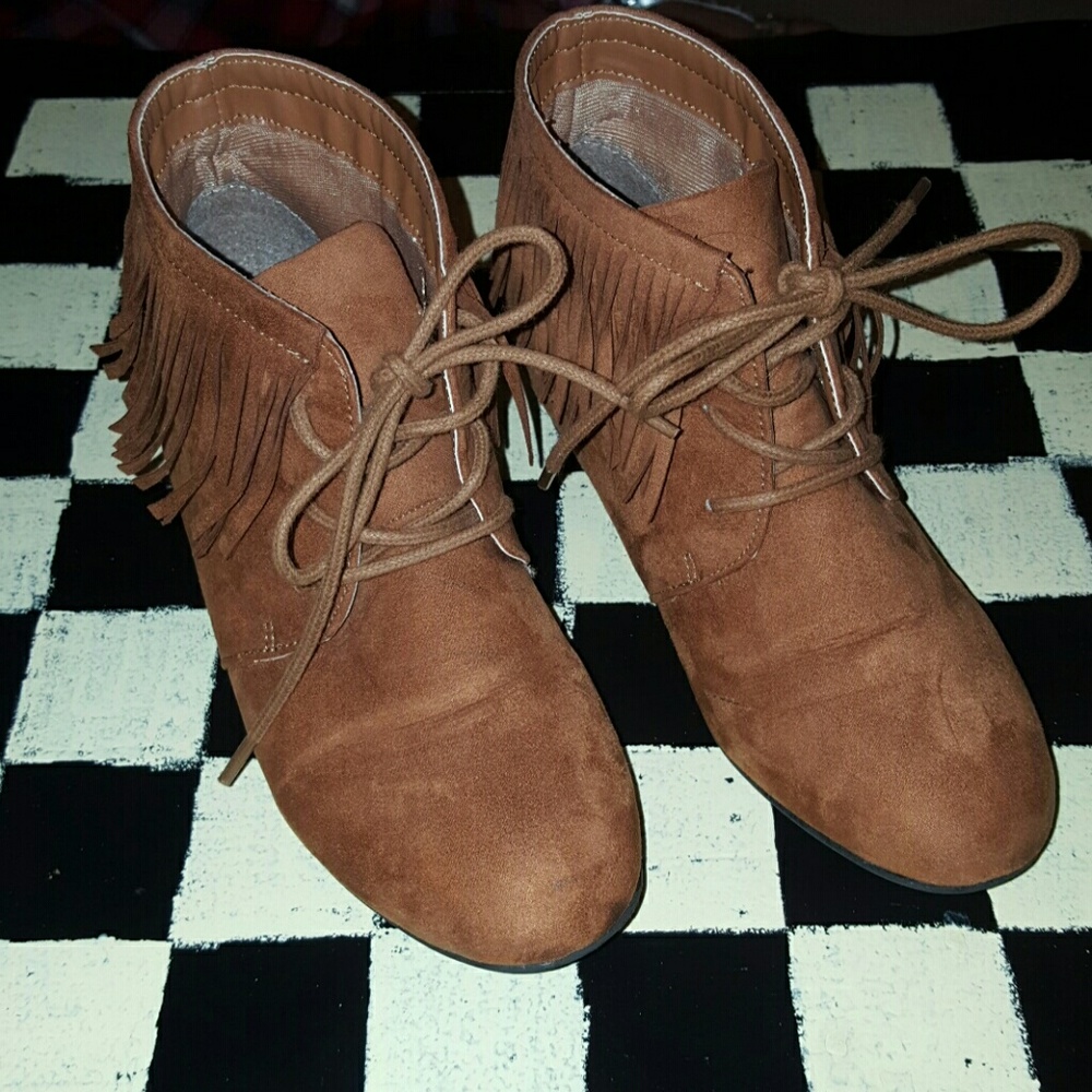 Fringe wedge booties