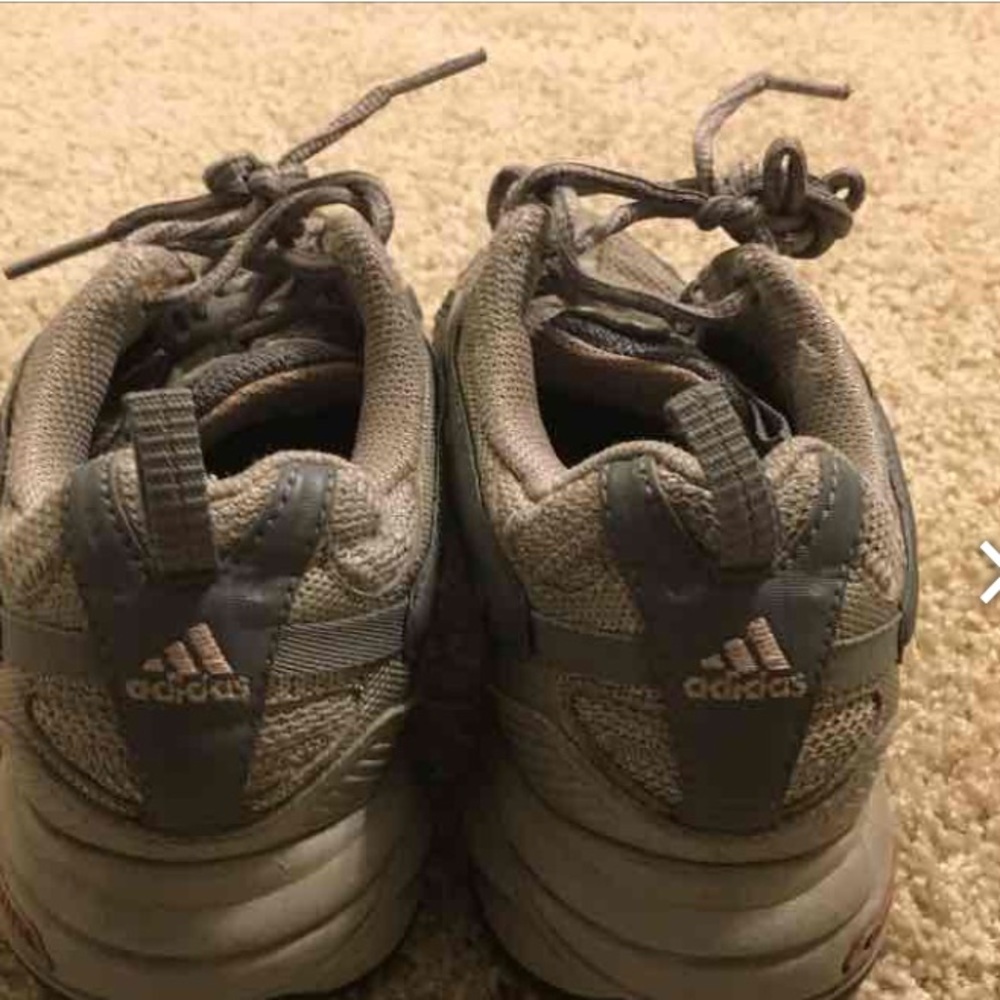 Adidas women's 8 running shoes