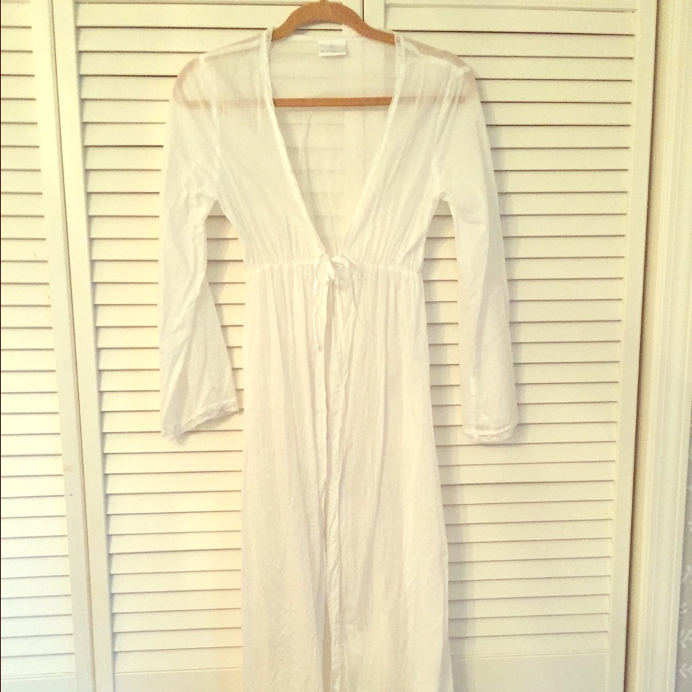 Yves Delormes Fine Sheer Cotton Robe