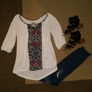 Cute White and Graphic Print Top