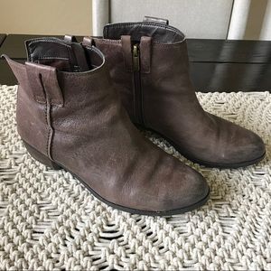 Sam Edelman James Leather Round Toe Bootie