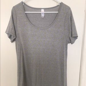 LulaRoe Classic T Large