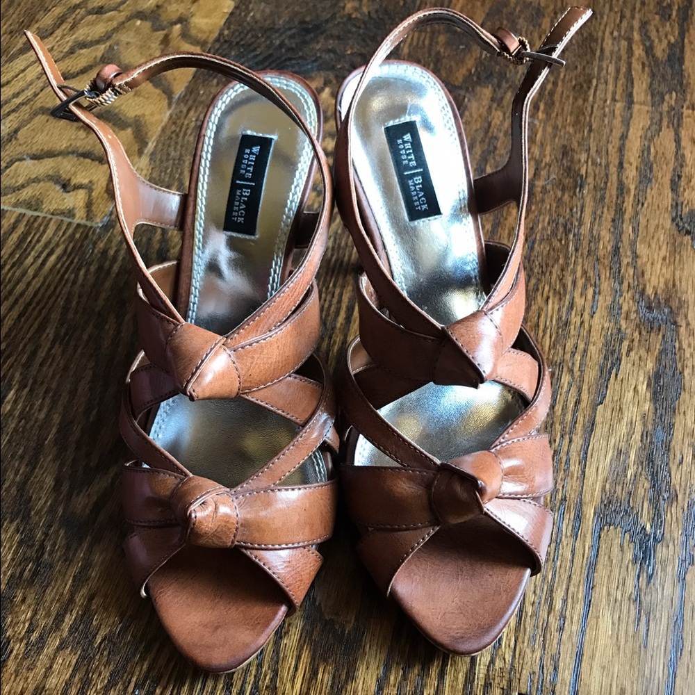 BRAND NEW White House Black Market Sandals. Size 8