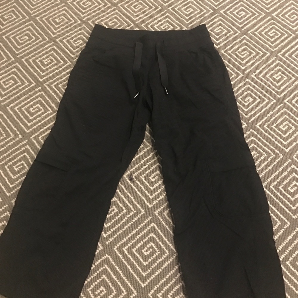Lulu lemon cropped jogger