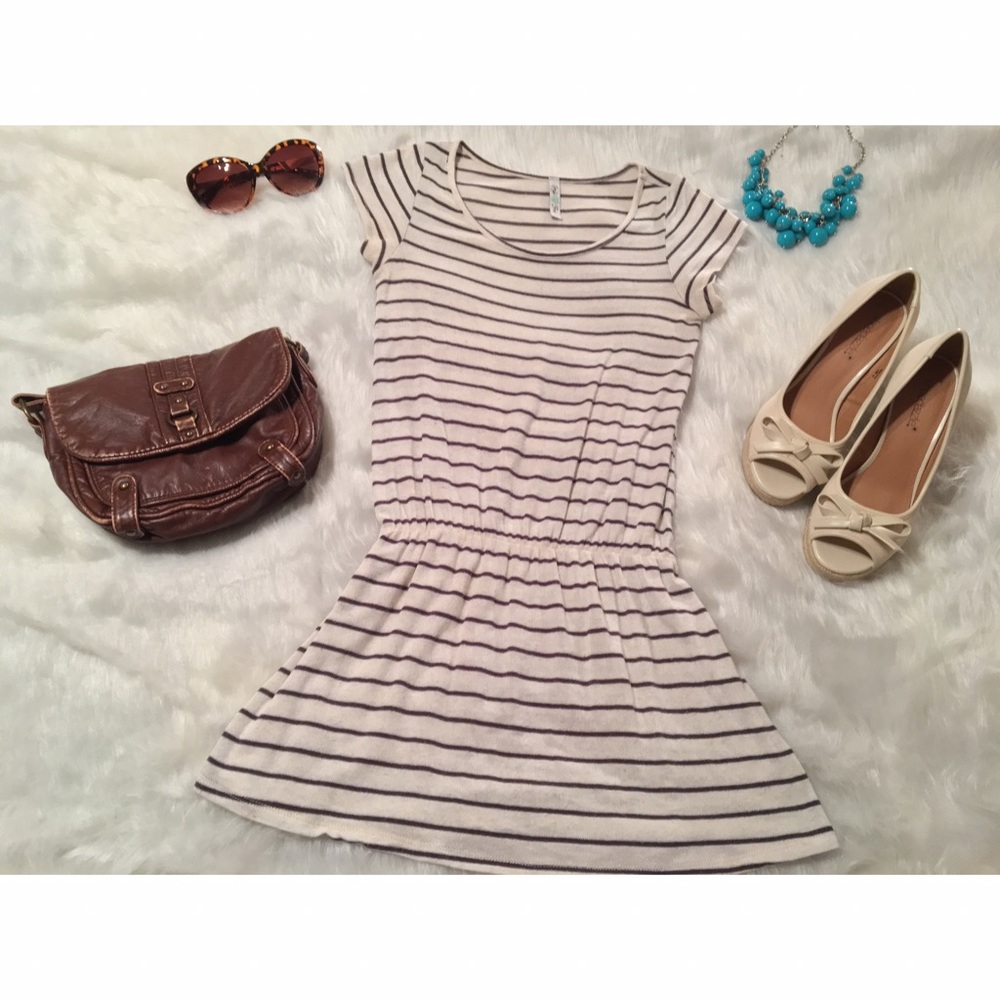 🌸Spring Style🌸 Lightweight Knit Striped Dress