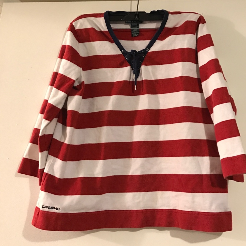 Cute Lauren Ralph Lauren top