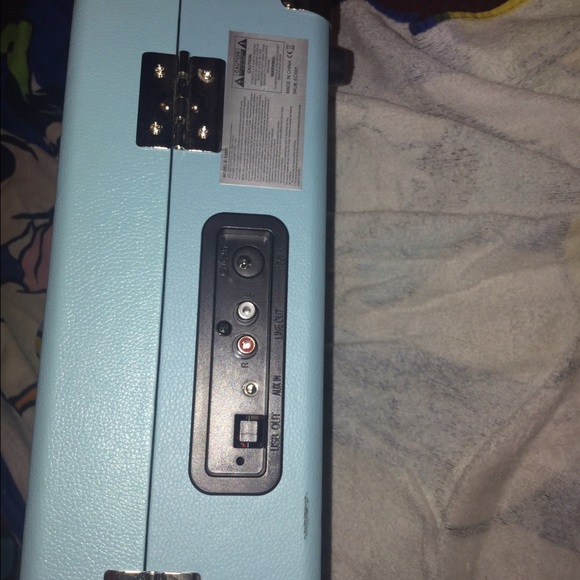 Vinyl Record Player - Picture 4 of 4