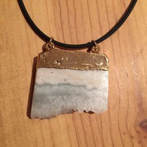 🔥FLASH SALE🔥Genuine Quartz Stone Pendant