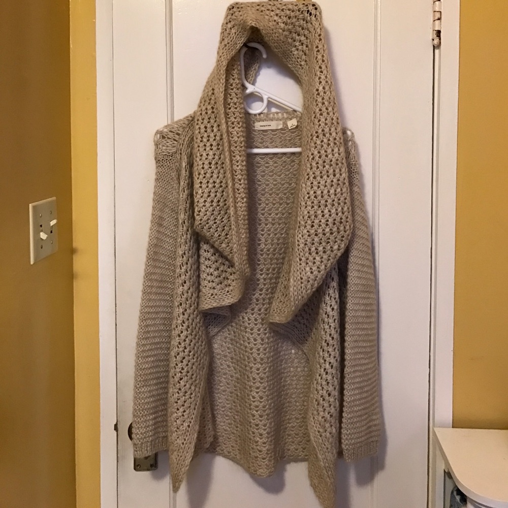 💥SOLD💥SLEEPING ON SNOW Oversized Cardigan NWOT - Picture 4 of 8