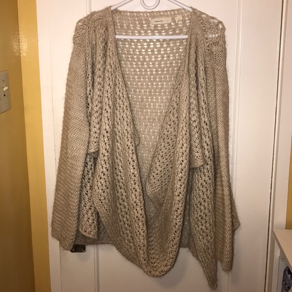 💥SOLD💥SLEEPING ON SNOW Oversized Cardigan NWOT - Picture 6 of 8