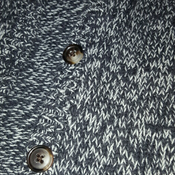 Oversized Sweater - Picture 4 of 4