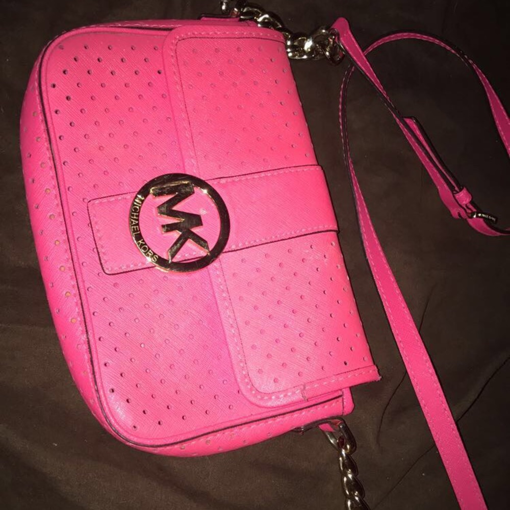 Michael kors cross body