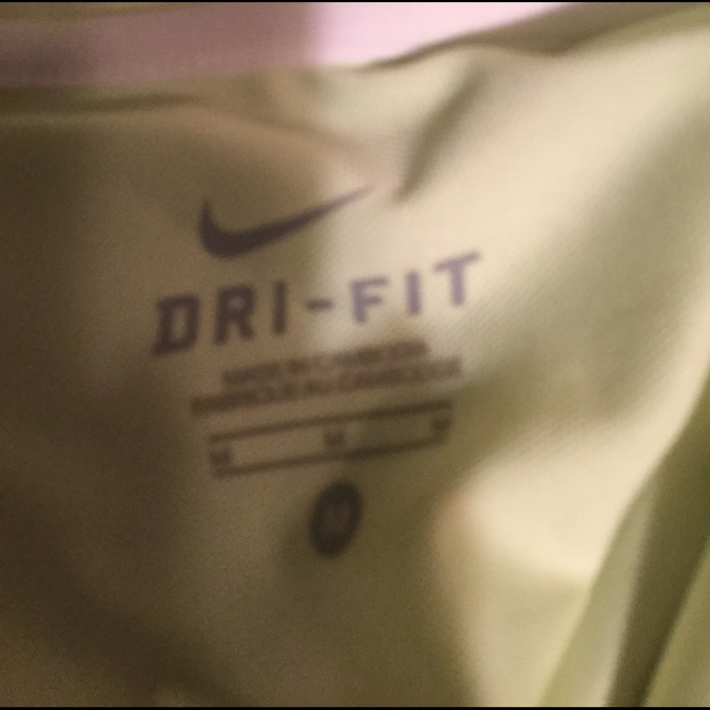 Nike - Picture 4 of 4