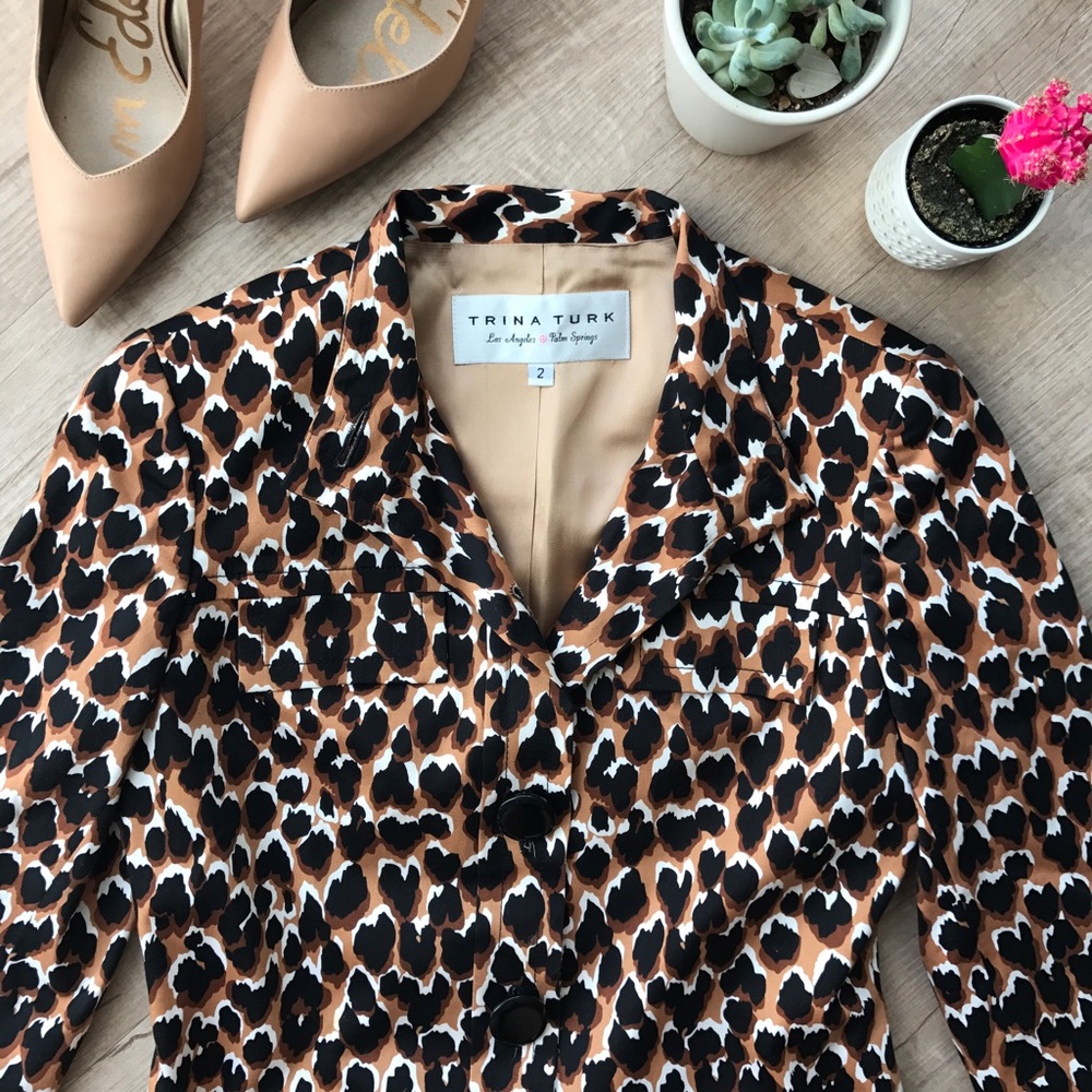 🌵HP🌵 Trina Turk Animal Print Long Jacket