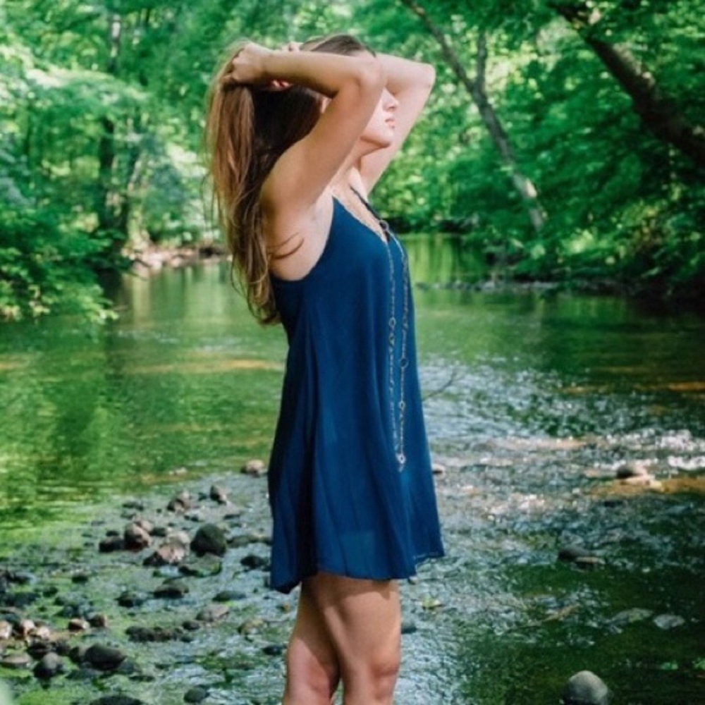 Top seller!! Flowy cross back navy dress