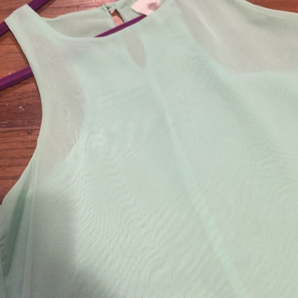 Mint green/blue tank top - Picture 2 of 3