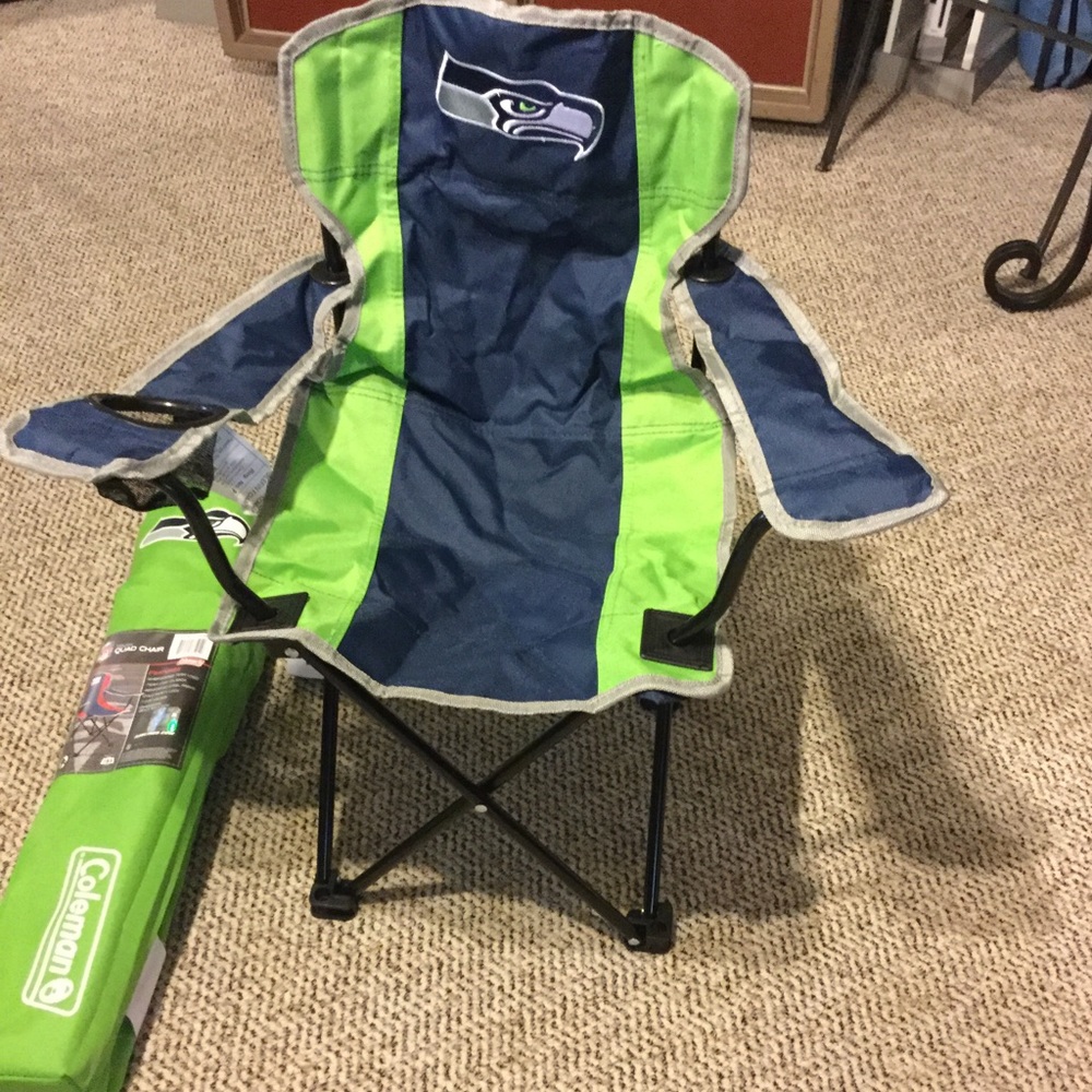 New kids Seahawk chairs