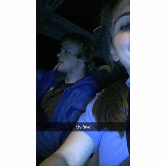 Meet your Posher, Tia - Picture 1 of 1