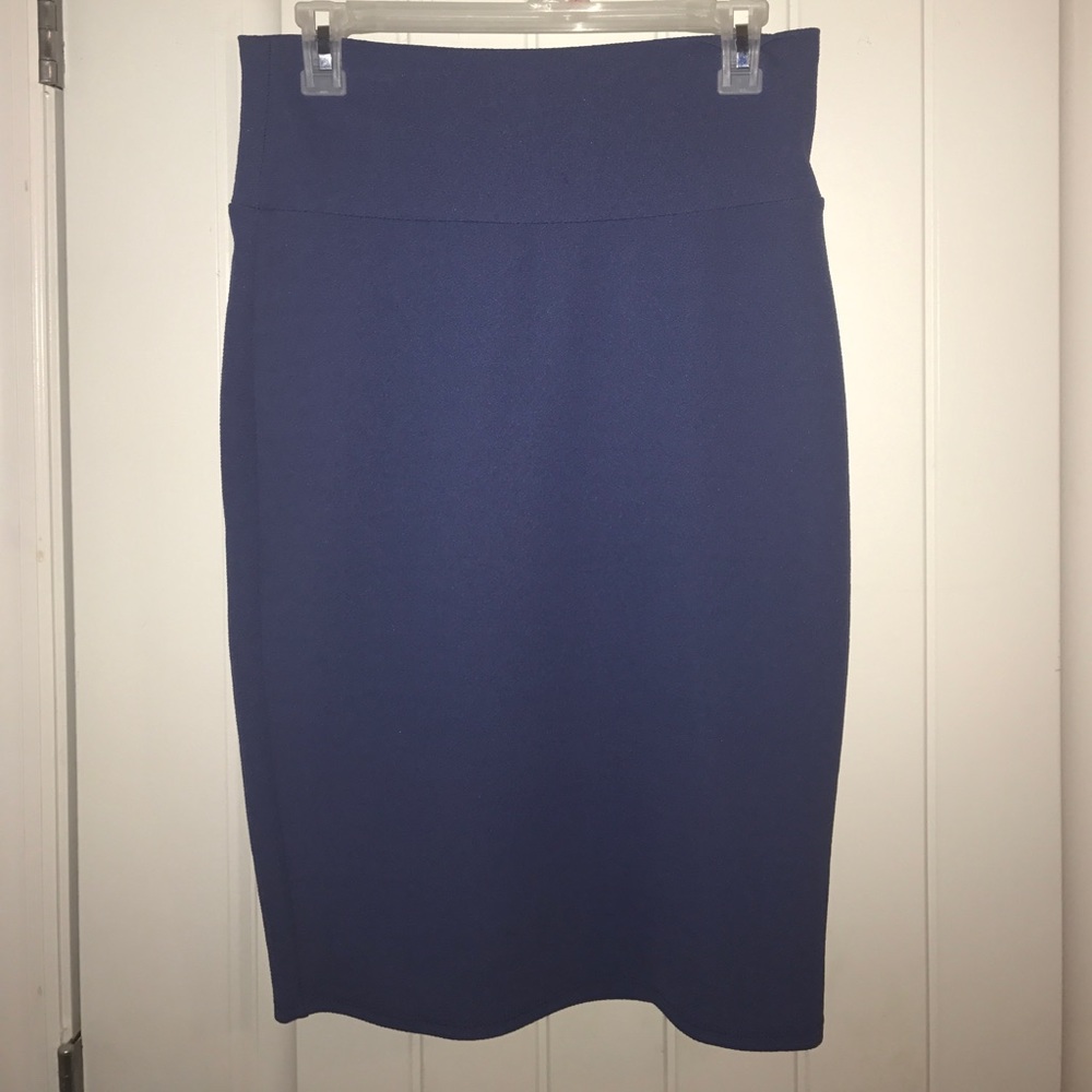 Blue Lularoe Cassie Skirt. NWT