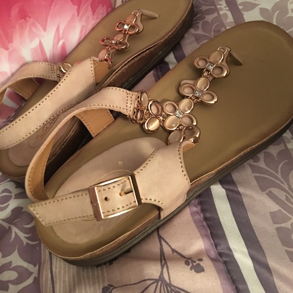 Shoes - Picture 3 of 3