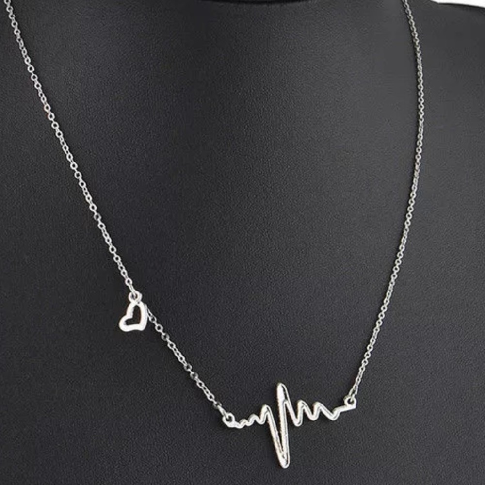 ❤️ Heartbeat Necklace ❤️