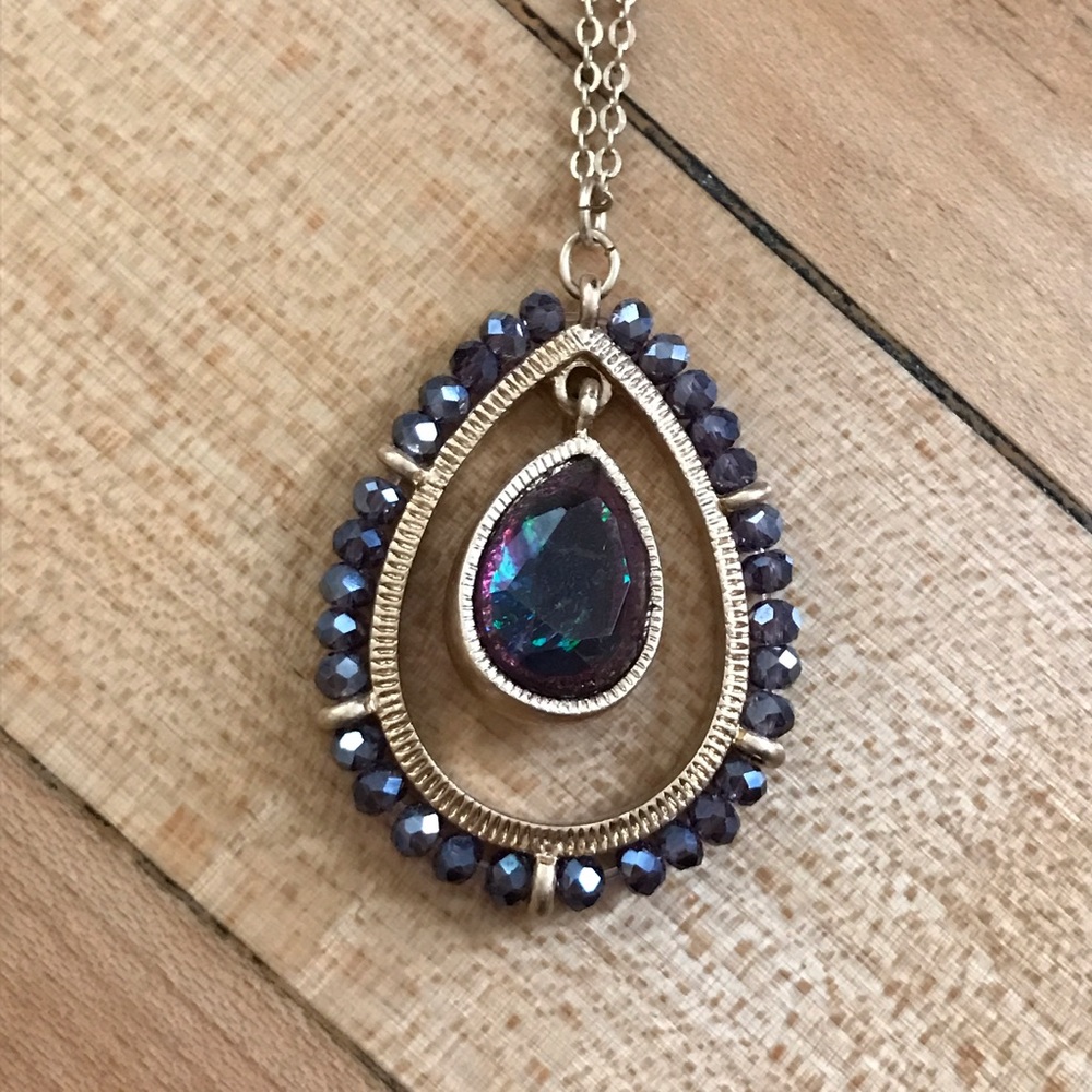 Iris Necklace - Picture 6 of 8