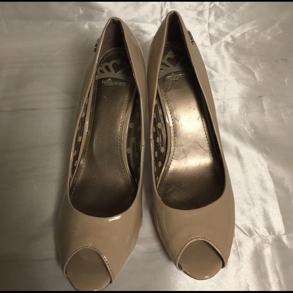 Fergie Women's Catalina Open Toe Heel Black Size 7 M