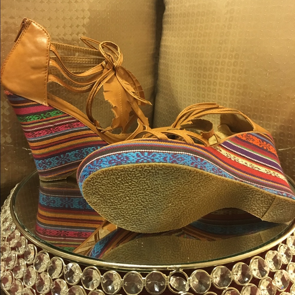 Shoes - Picture 2 of 3
