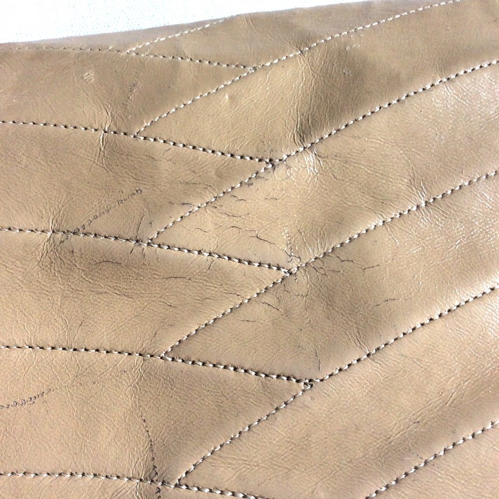 💃🏼❌CHANEL ❌SOLD.  tan chain Bag AUTHENTIC RARE - Picture 8 of 8