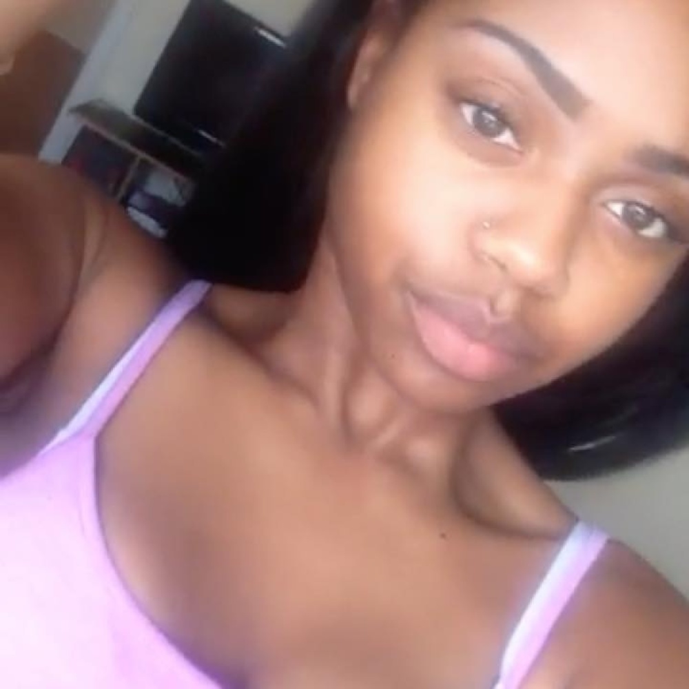 Meet your Posher, Ambrielle