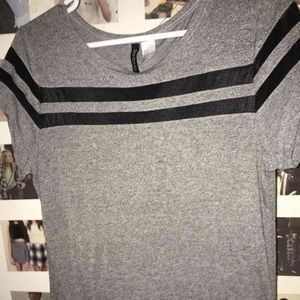 Gray/Mesh T-shirt