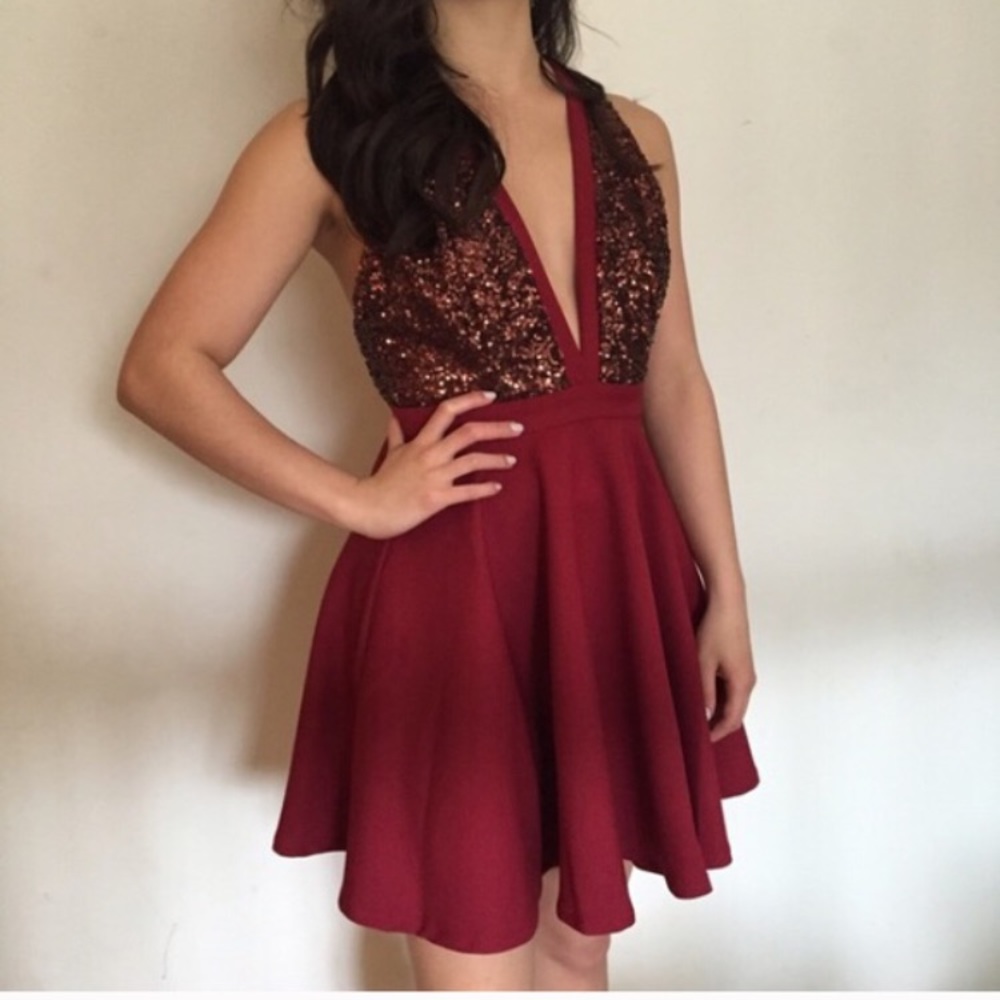 Nwt sexy maroon prom formal party dress