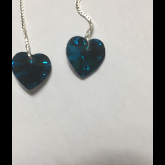 NWOT Teal Heart Shape Earrings - Picture 2 of 2