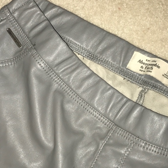 Abercrombie & Fitch Pants - Picture 2 of 3
