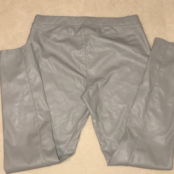 Abercrombie & Fitch Pants - Picture 3 of 3