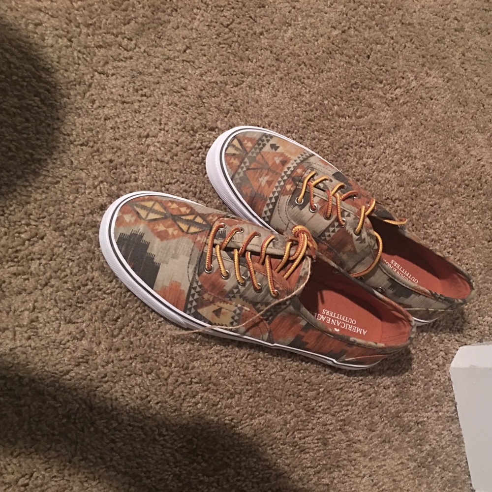 Sneakers never worn once