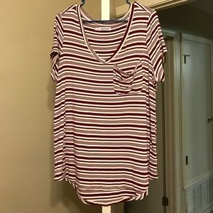 Red and white tee short sleeved. Very cute & flowy