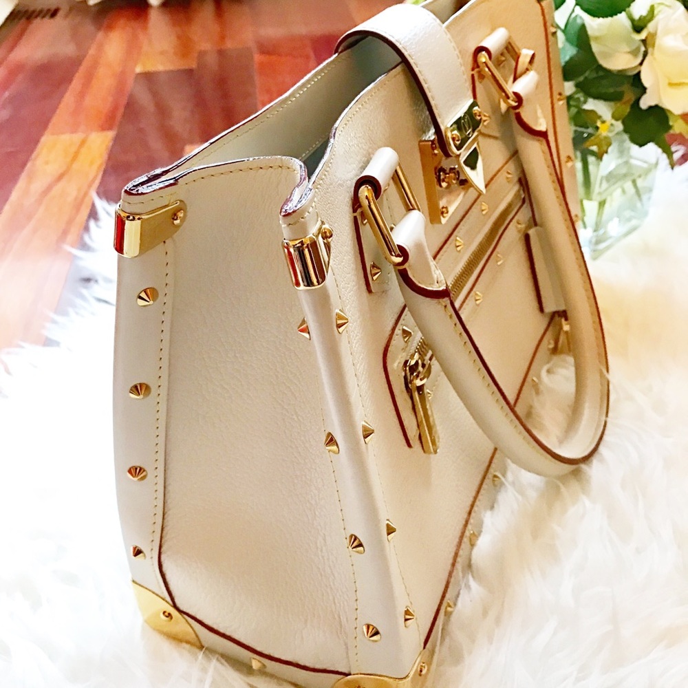 ♦️SOLD♦️Louis Vuitton Suhali gold trim tote $4800 - Picture 4 of 8