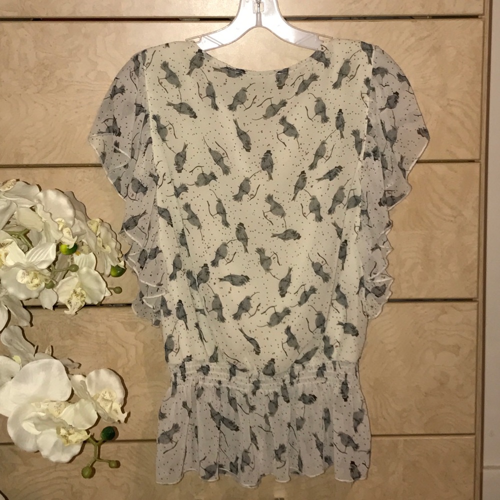 Flowing Blouse - Picture 2 of 3